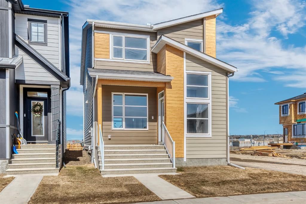 130 Royston Park NW, Calgary — main listing photo