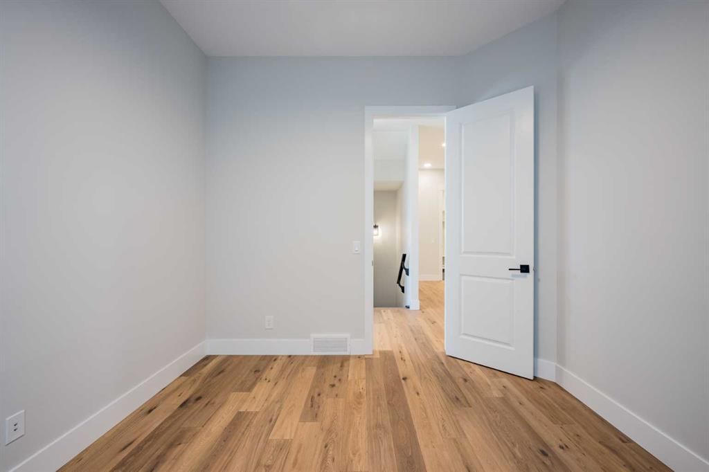111 Aspen Summit Boulevard SW, Calgary — photo 5 of 44