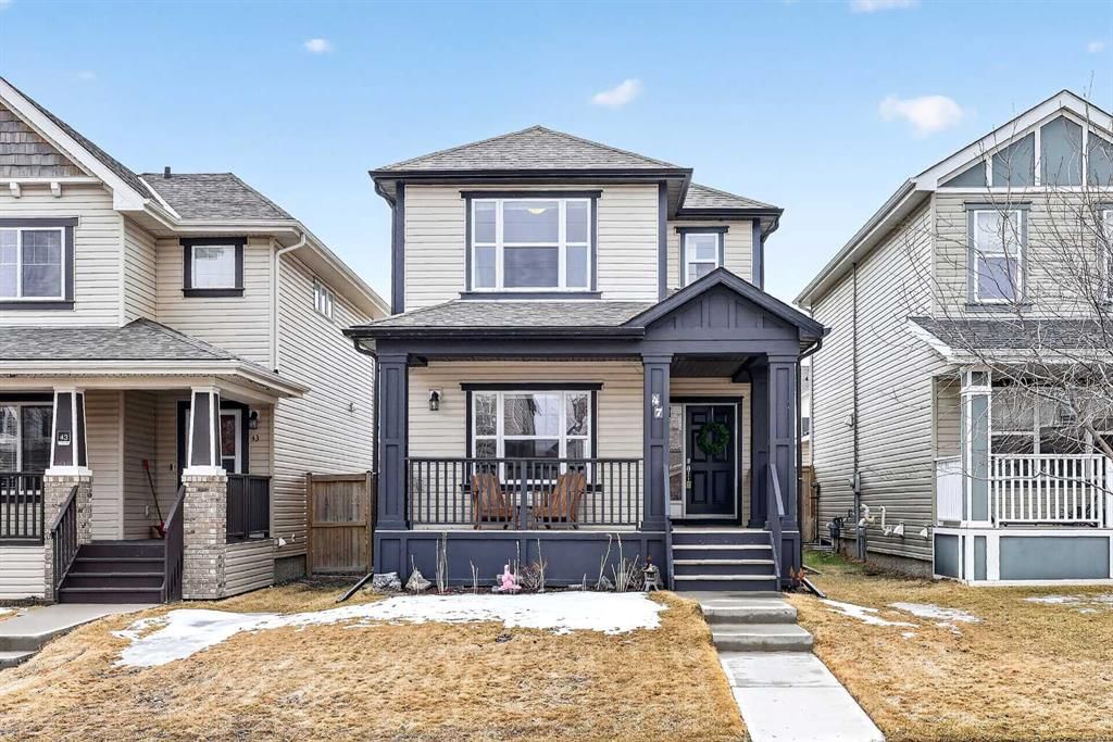 47 Copperpond Heights SE, Calgary — main listing photo