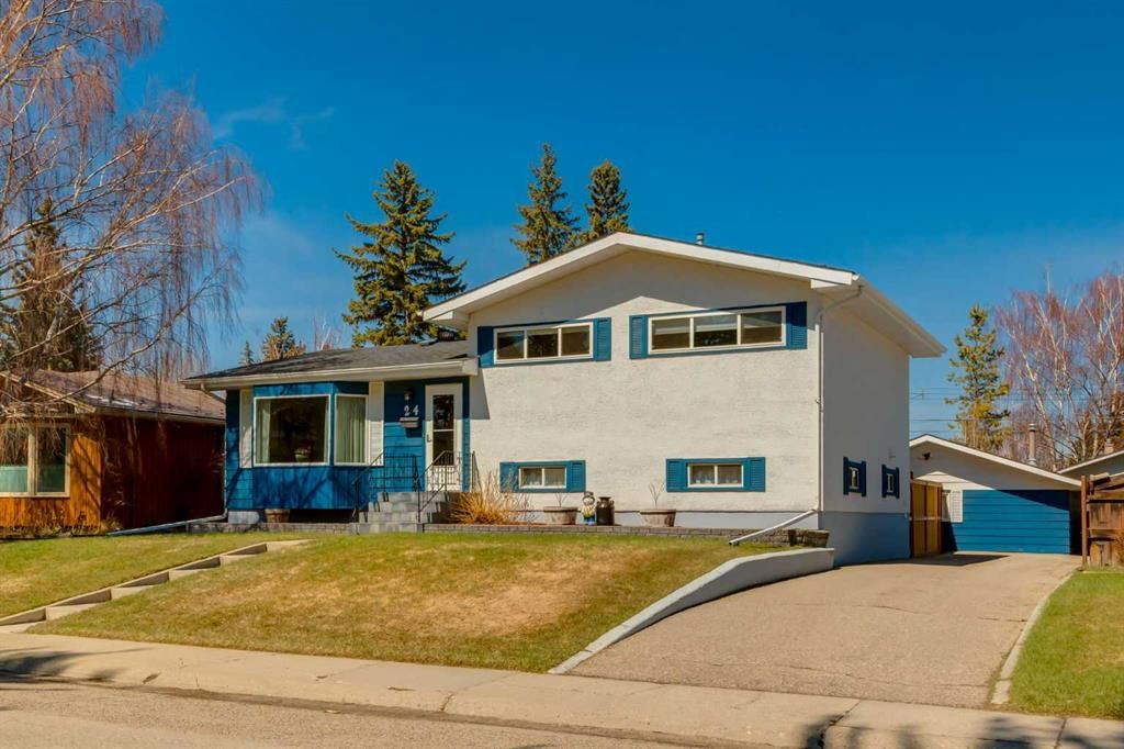 24 Hobart Road SW, Calgary — main listing photo