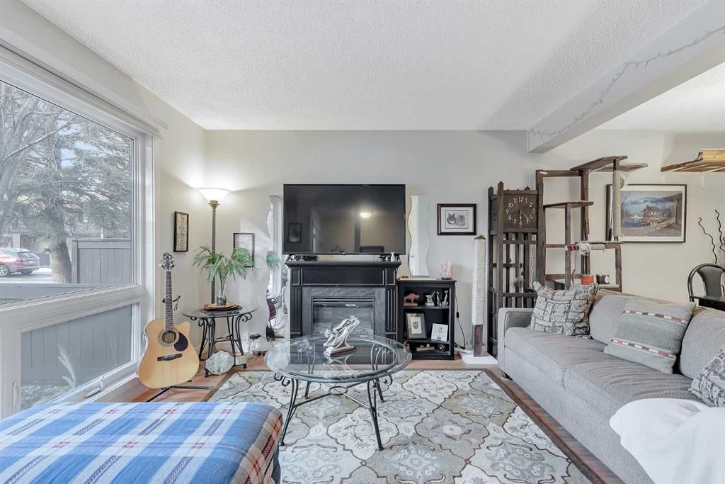 112, 2300 Oakmoor Drive SW, Calgary — photo 5 of 20