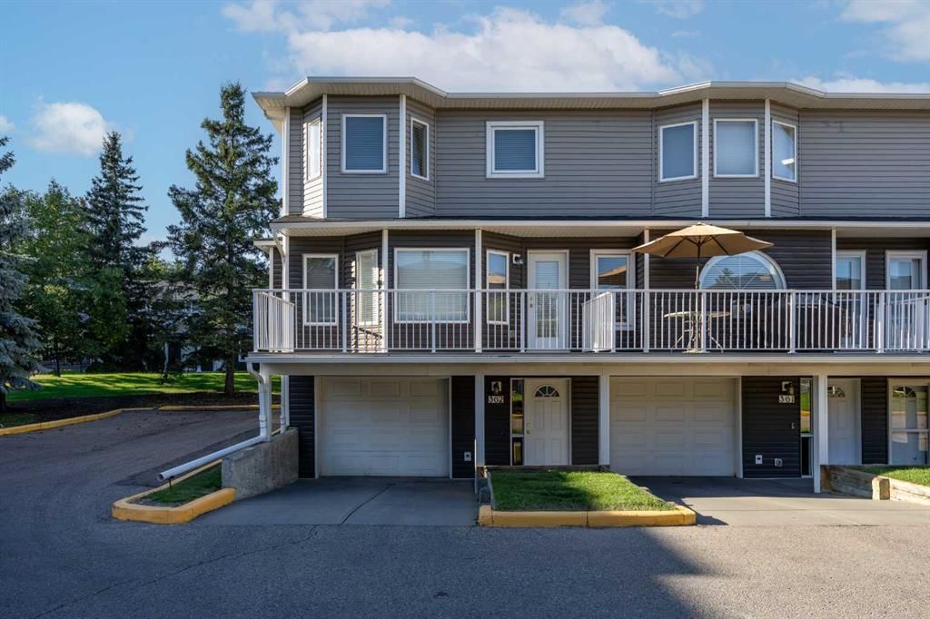 362 Regal Park NE, Calgary — main listing photo