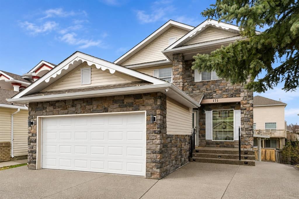 171 Coral Springs Park NE, Calgary — main listing photo