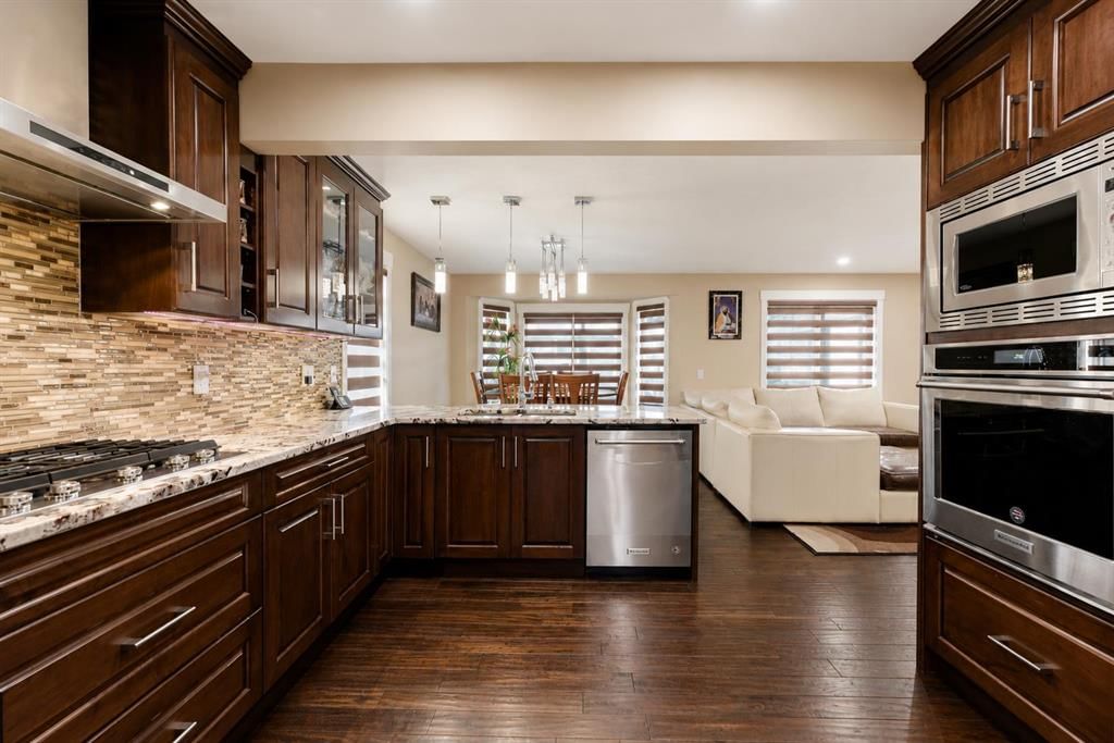 171 Coral Springs Park NE, Calgary — photo 4 of 46