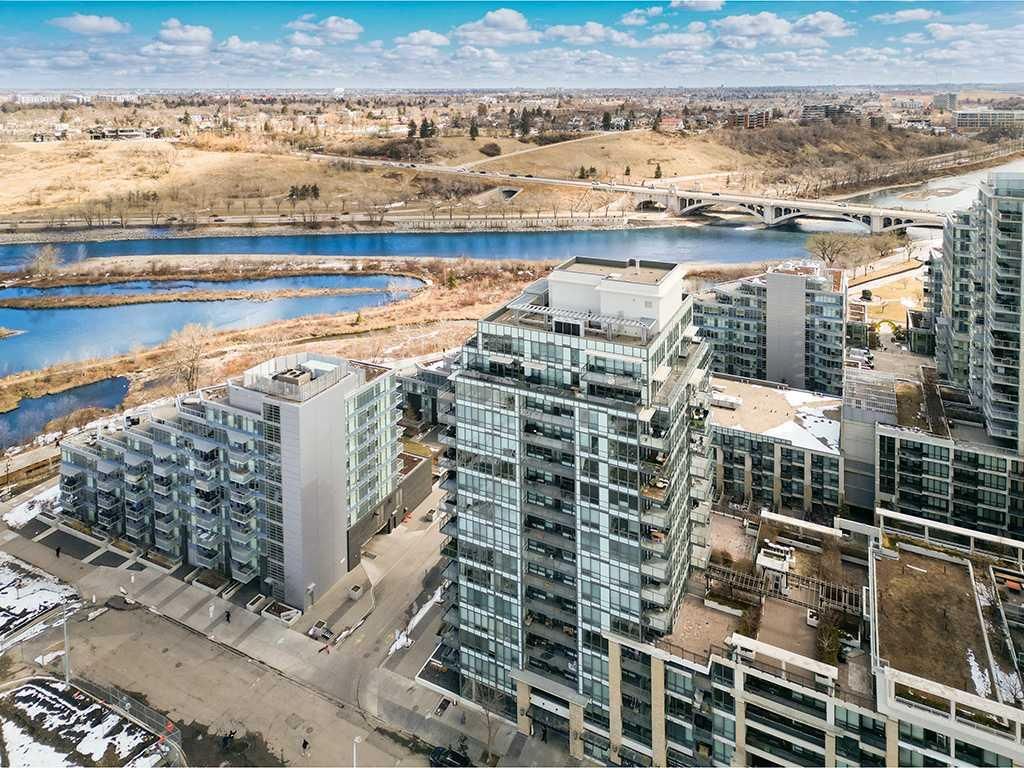 1102, 128 2 Street SW, Calgary — photo 3 of 35