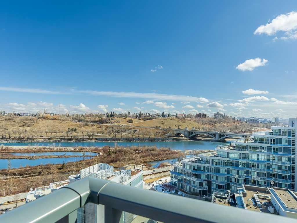 1102, 128 2 Street SW, Calgary — photo 4 of 35