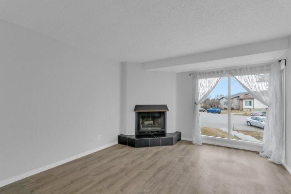220 Cedarbrook Bay SW, Calgary — photo 3 of 35