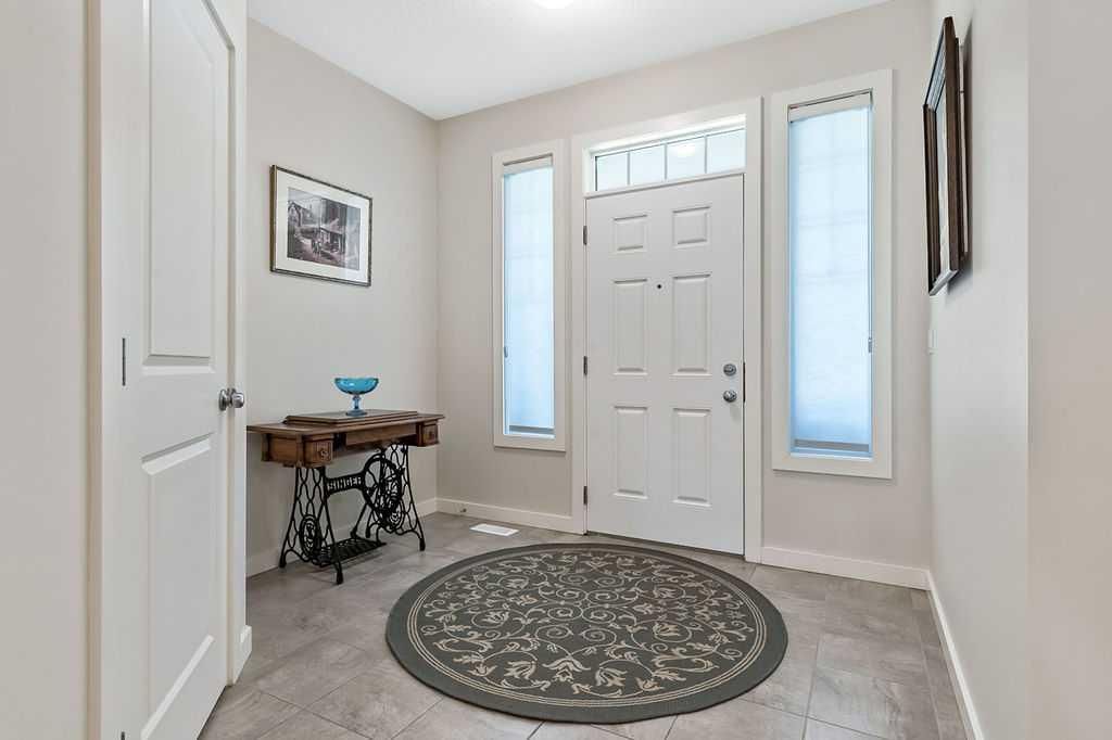 172 Tuscany Ridge Circle NW, Calgary — photo 4 of 42