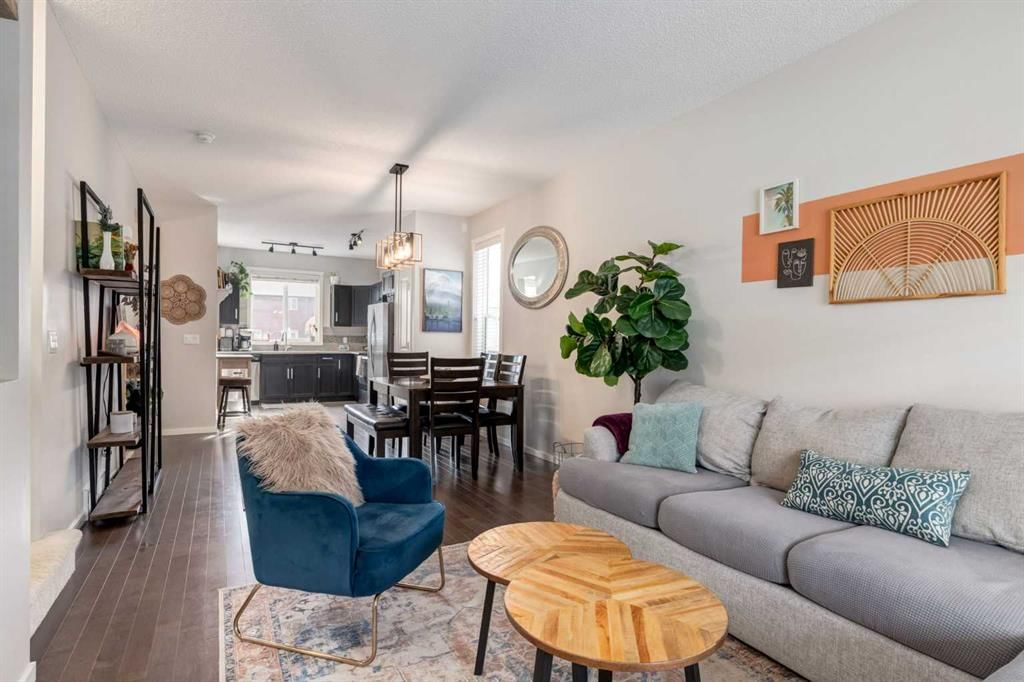 38 Legacy Boulevard SE, Calgary — photo 5 of 49