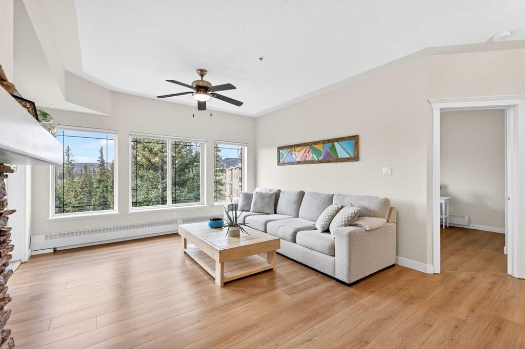 519, 10 Discovery Ridge Close SW, Calgary — main listing photo