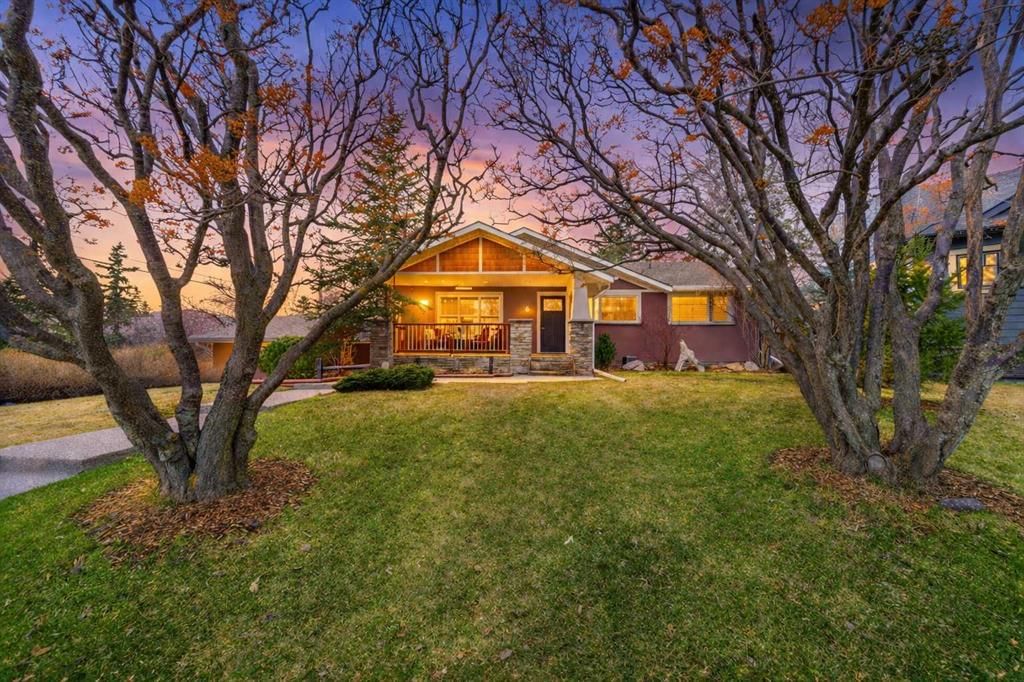 6 Grove Hill Place SW, Calgary — photo 2 of 50