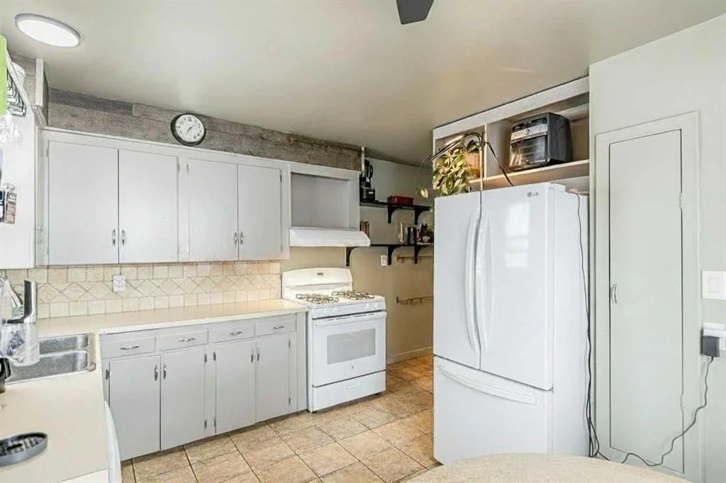 3423 1 Street NE, Calgary — photo 5 of 15