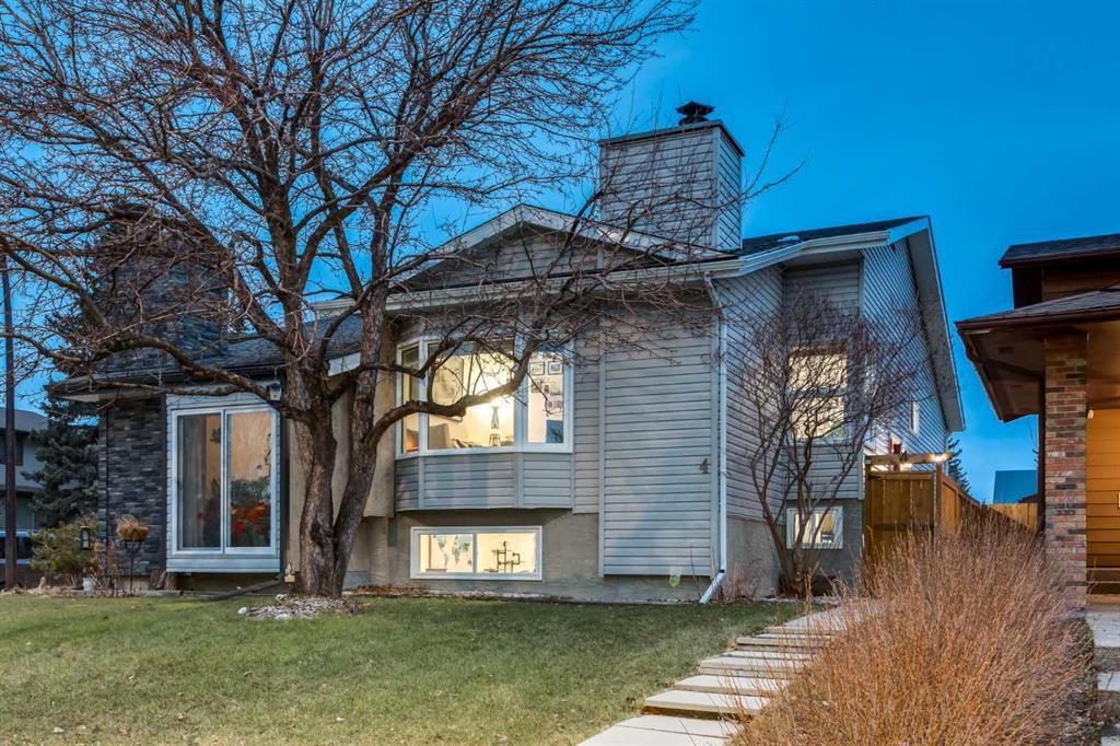 4 CEDARBROOK Way SW, Calgary — main listing photo