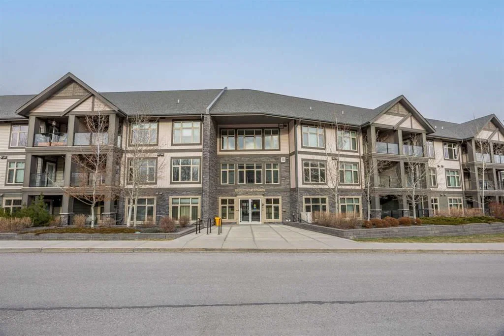 306, 45 Aspenmont Heights SW, Calgary — main listing photo