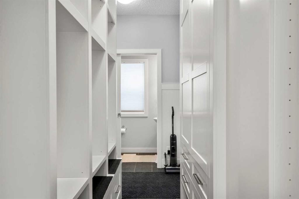 9 Sage Valley Park NW, Calgary — photo 4 of 50