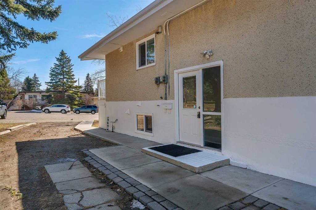 55 Dalton Bay NW, Calgary — photo 5 of 32