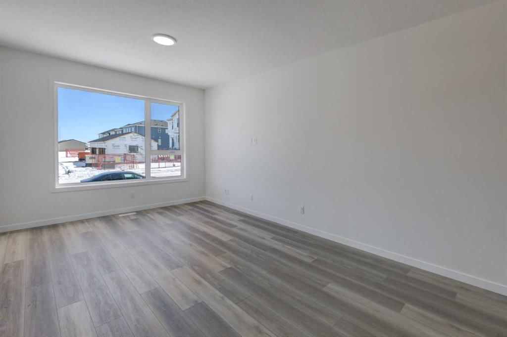47 Lewisburg Manor NE, Calgary — photo 3 of 39