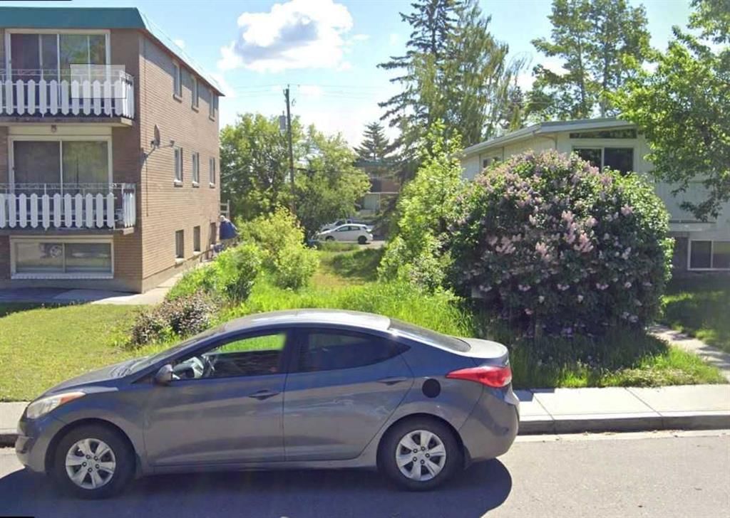 1620 39 Street SW, Calgary — main listing photo