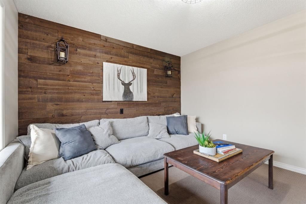 155 Copperpond Road SE, Calgary — photo 3 of 30
