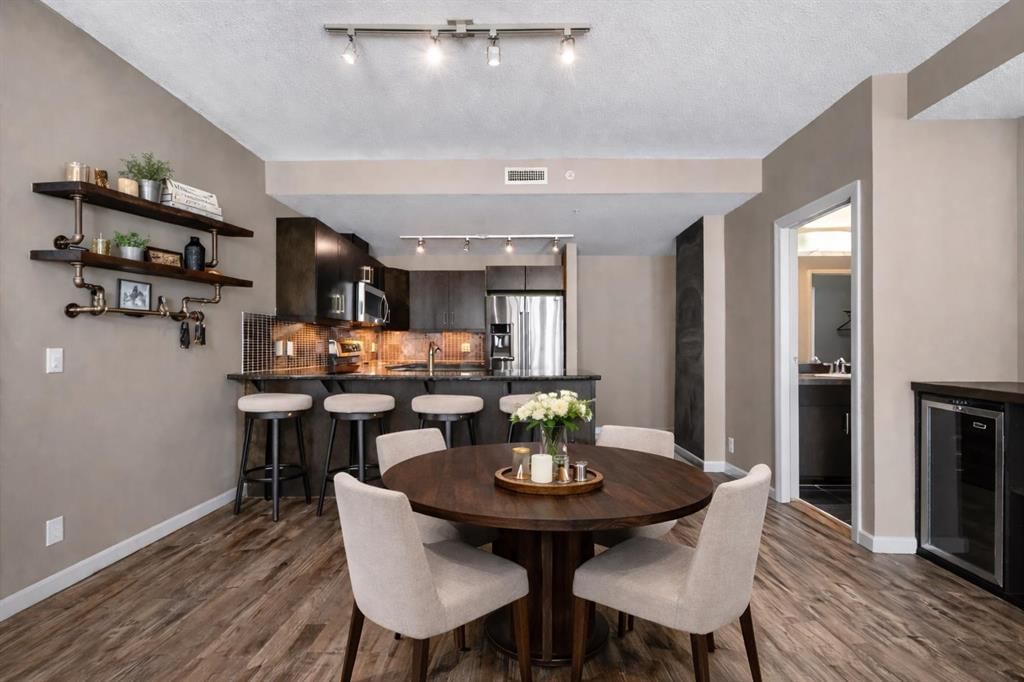 1703, 210 15 Avenue SE, Calgary — photo 4 of 33