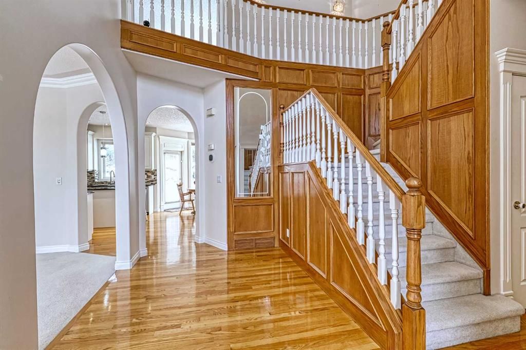 253 Patterson Boulevard SW, Calgary — photo 5 of 50