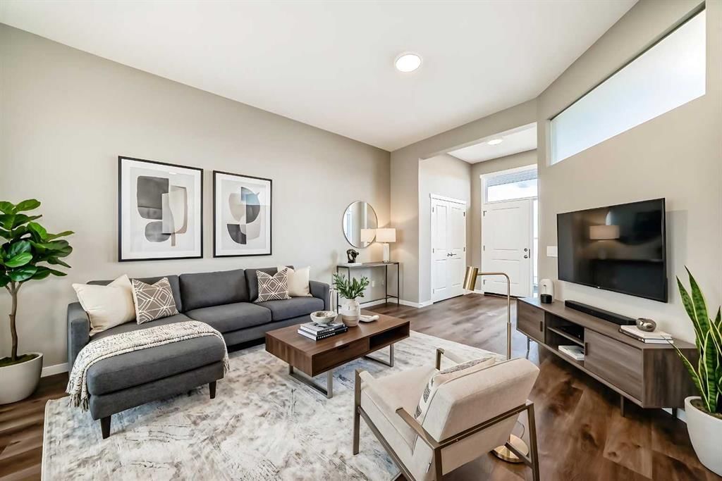 837 Marine Drive SE, Calgary — photo 3 of 50