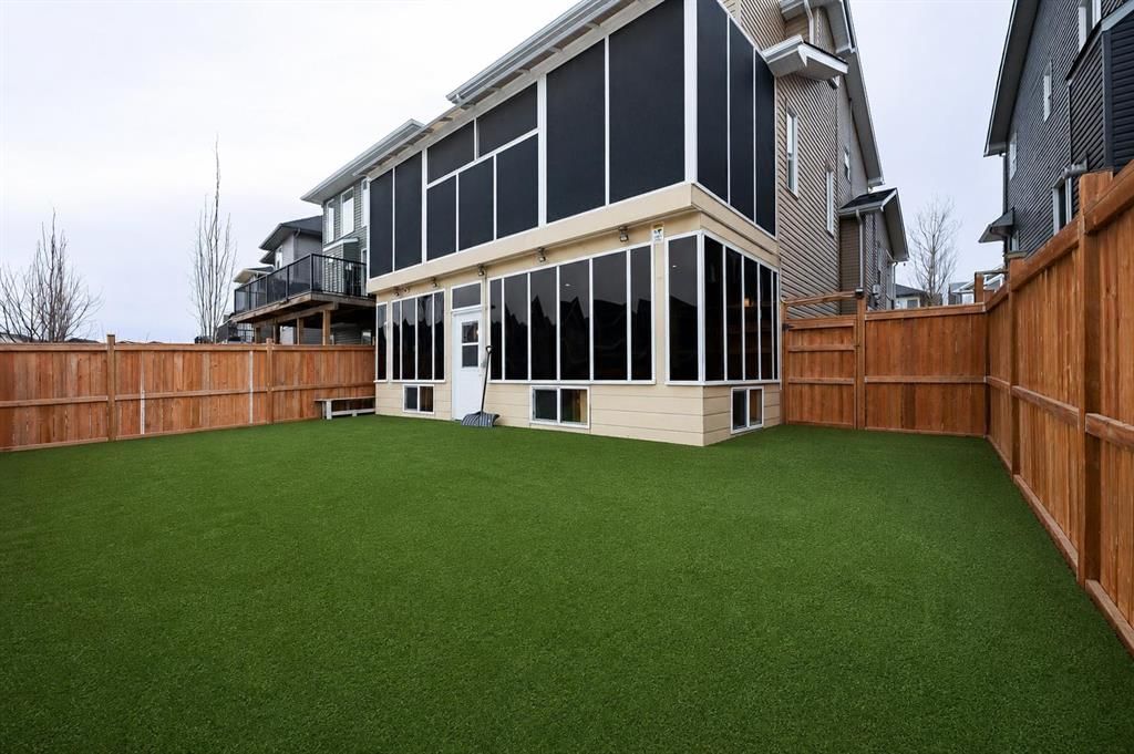 99 Evansglen Circle NW, Calgary — main listing photo