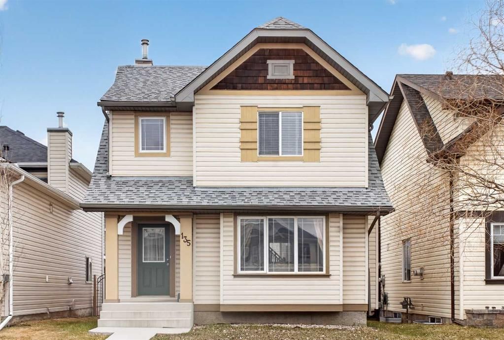 135 Copperstone Grove SE, Calgary — main listing photo