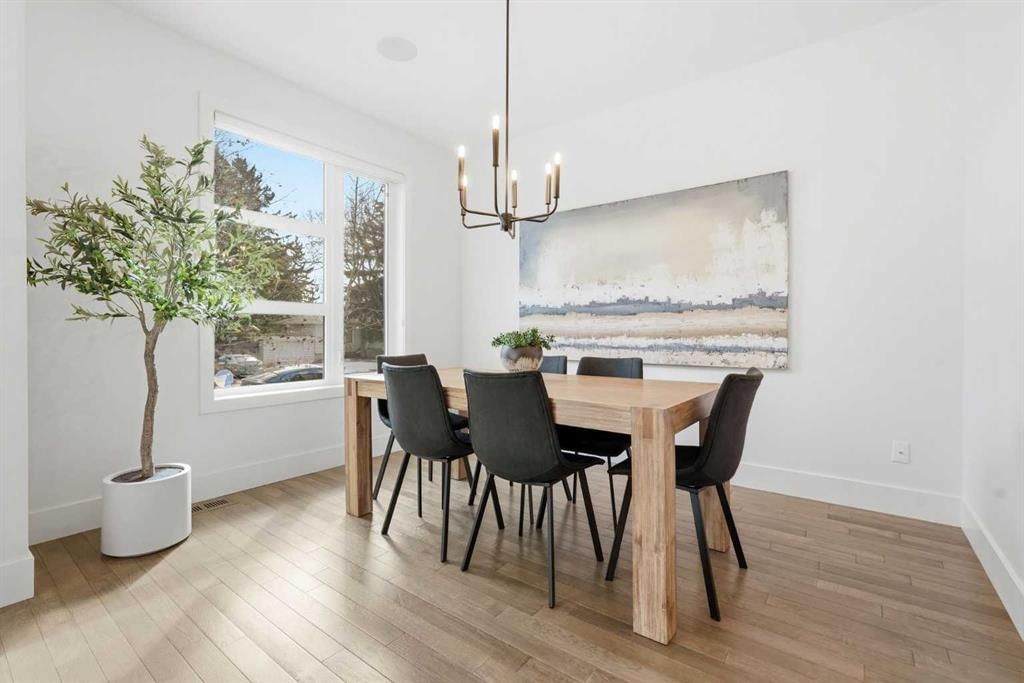 2825 26 Street SW, Calgary — photo 3 of 50