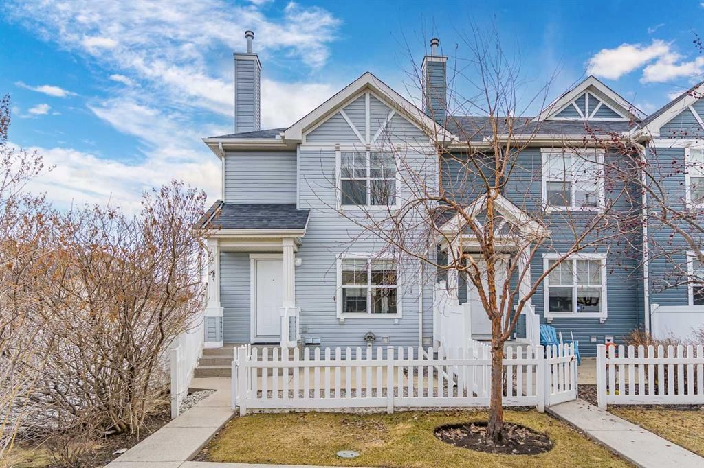 281 Elgin Gardens SE, Calgary — main listing photo