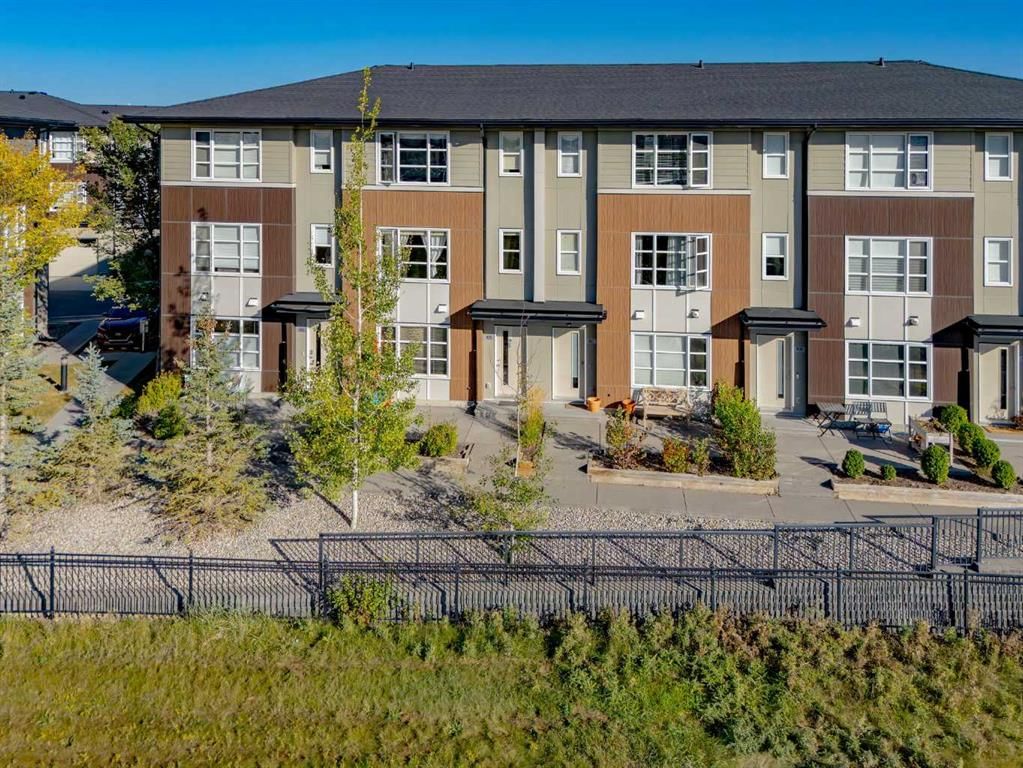 905 Evansridge Park NW, Calgary — photo 2 of 45
