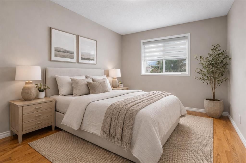 144 Mt Apex Green SE, Calgary — photo 4 of 40