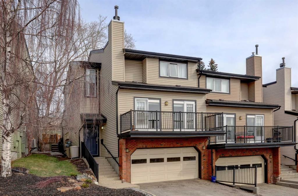 20, 448 Strathcona Drive SW, Calgary — main listing photo