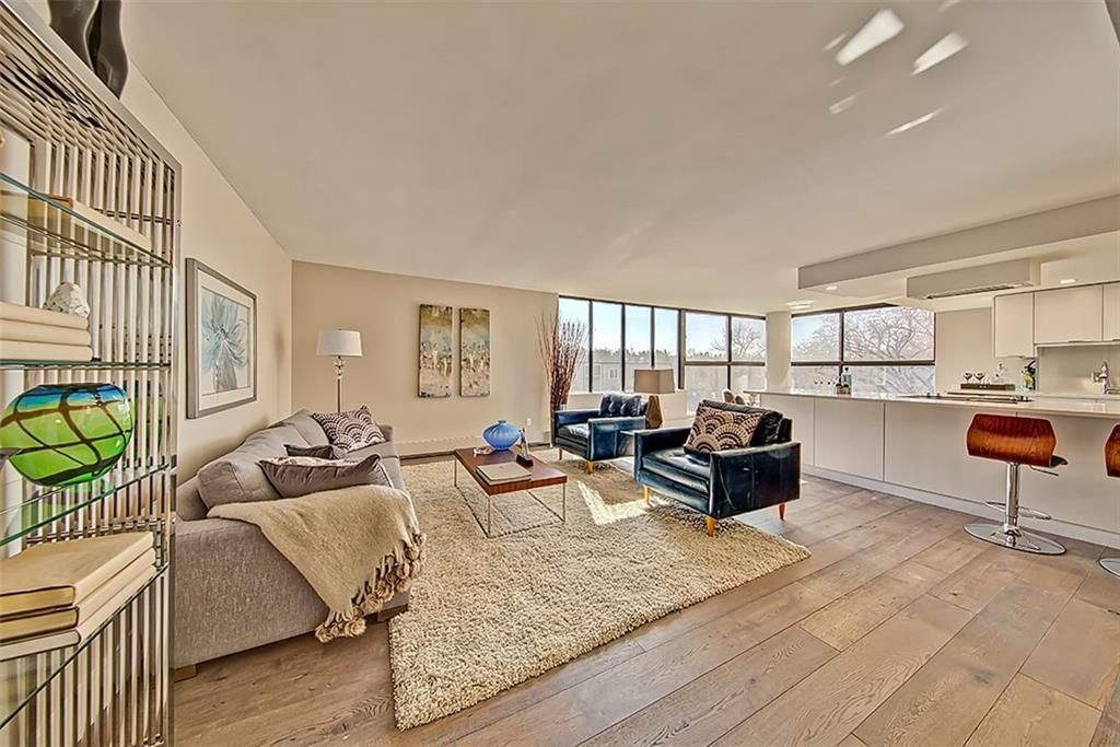 302, 318 26 Avenue SW, Calgary — photo 4 of 40