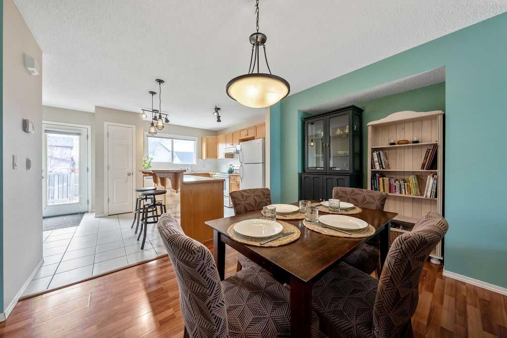 136 Cramond Green SE, Calgary — photo 5 of 33