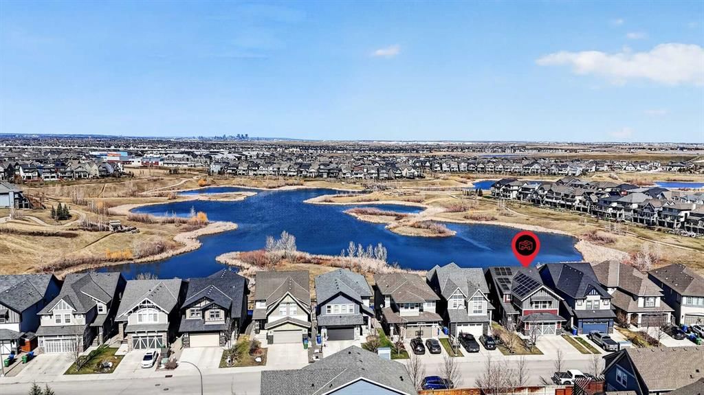 56 Masters Court SE, Calgary — photo 3 of 47