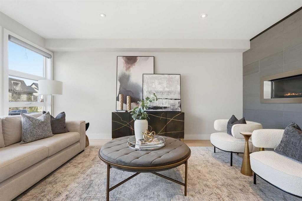 1923 49 Avenue SW, Calgary — photo 4 of 50