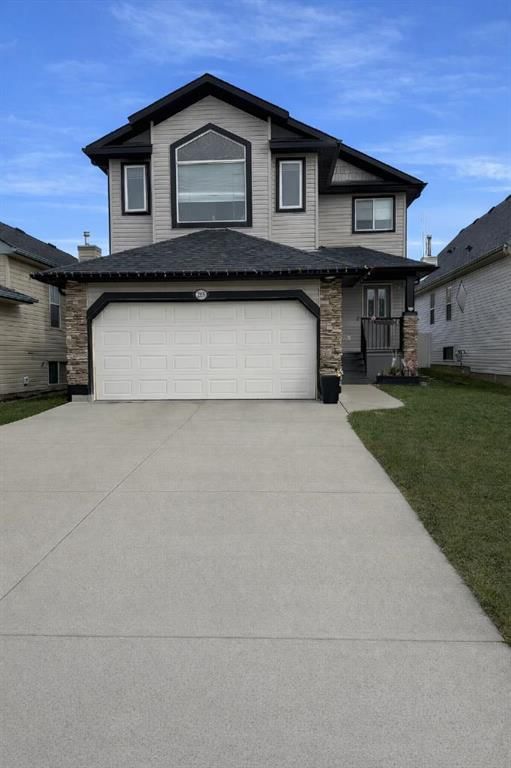 265 Bridlemeadows Common SW, Calgary — main listing photo