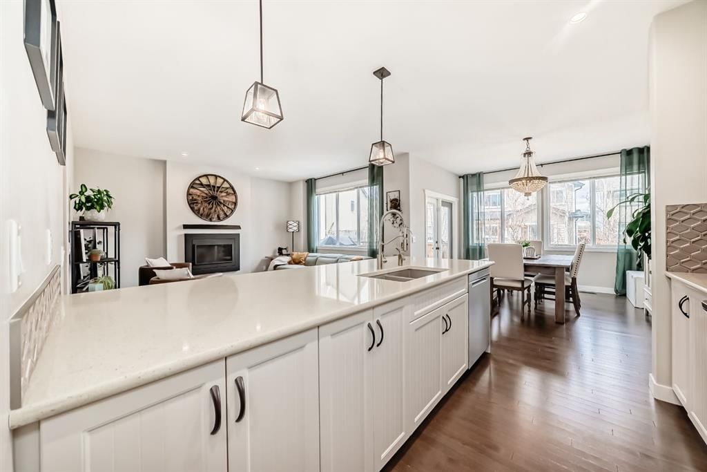 156 Masters Rise SE, Calgary — photo 5 of 50