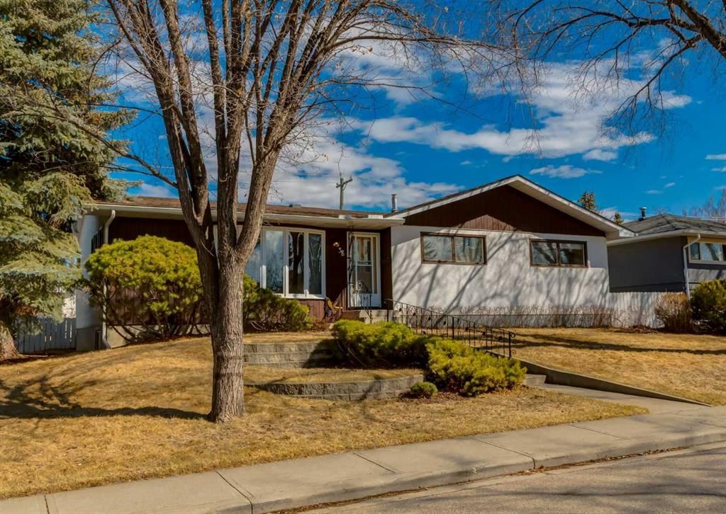 38 Spokane Street SW, Calgary — main listing photo