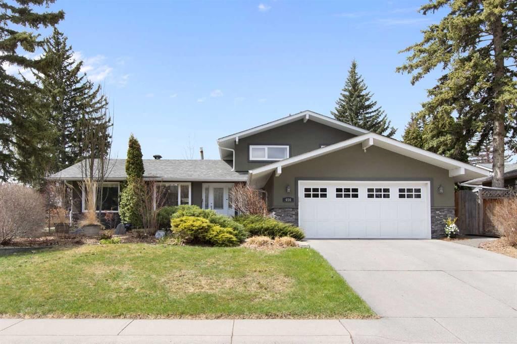 656 Willow Brook Drive SE, Calgary — main listing photo