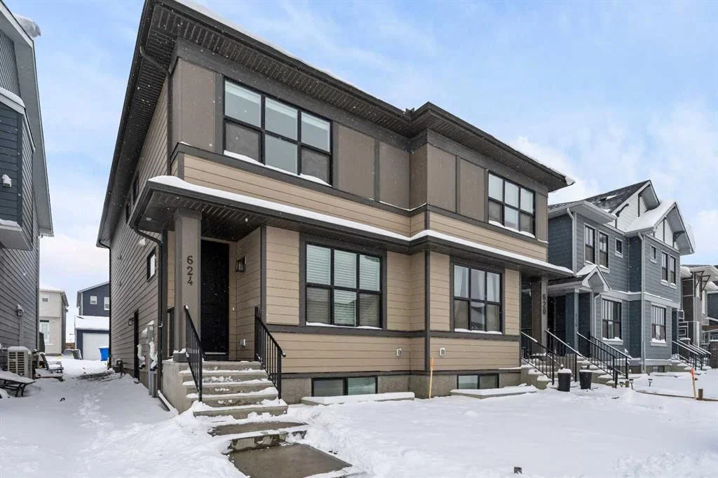 624 Rowmont Boulevard NW, Calgary — photo 2 of 38