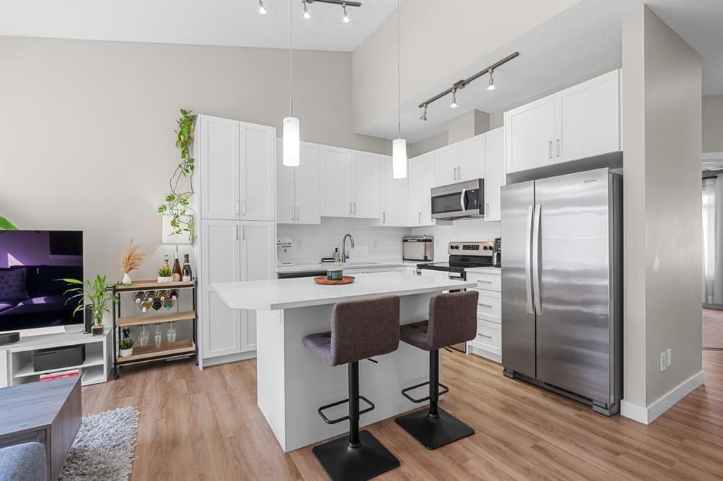 79 Sage Bluff Circle NW, Calgary — photo 5 of 39