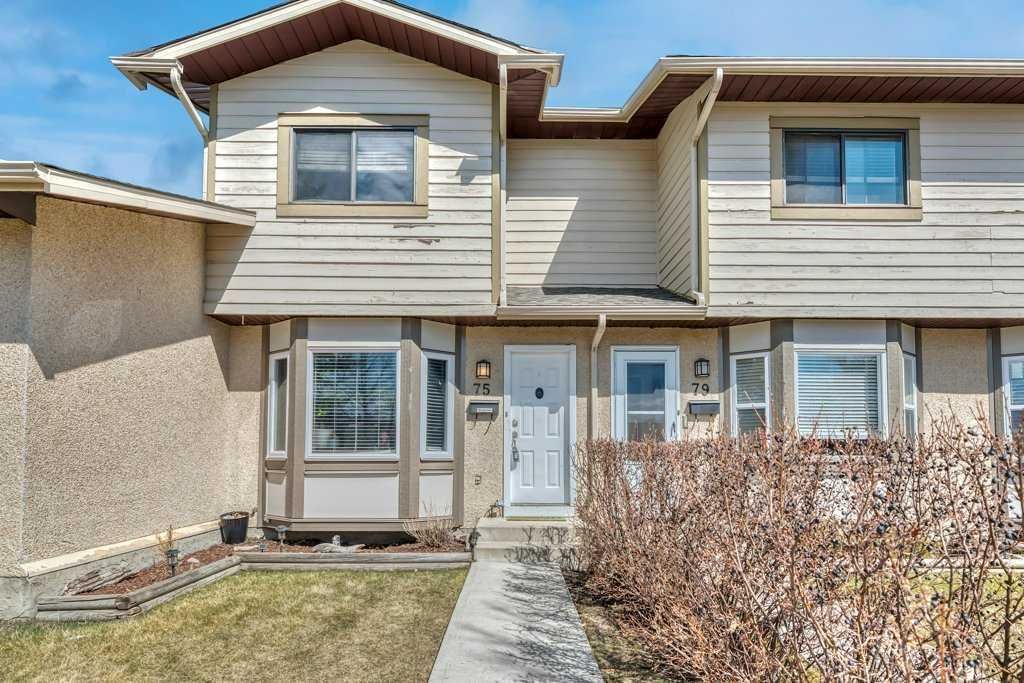 75 Deerfield Drive SE, Calgary — photo 2 of 31