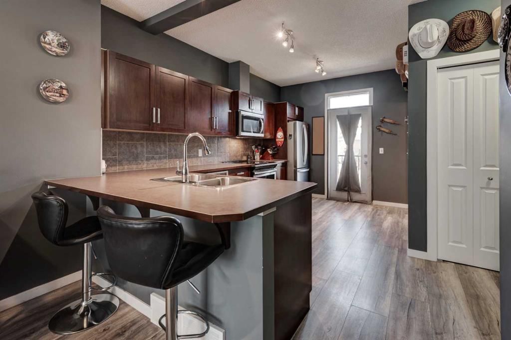 173 New Brighton Point SE, Calgary — photo 4 of 28