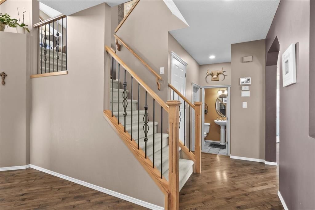 66 Tuscany Reserve Gate NW, Calgary — photo 4 of 48