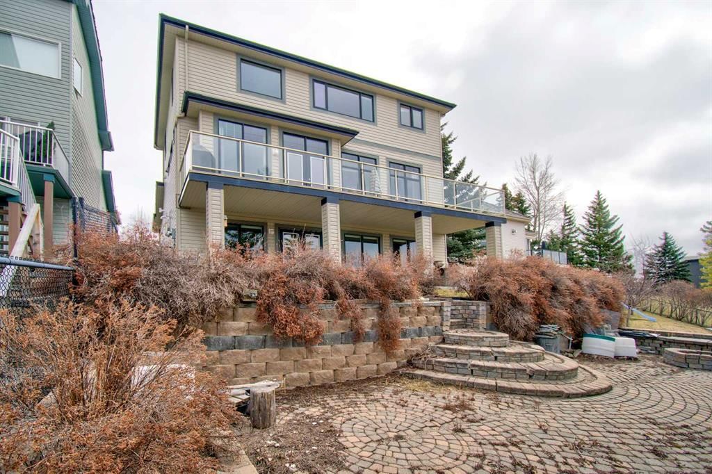 3701 Springbank Drive SW, Calgary — photo 3 of 50