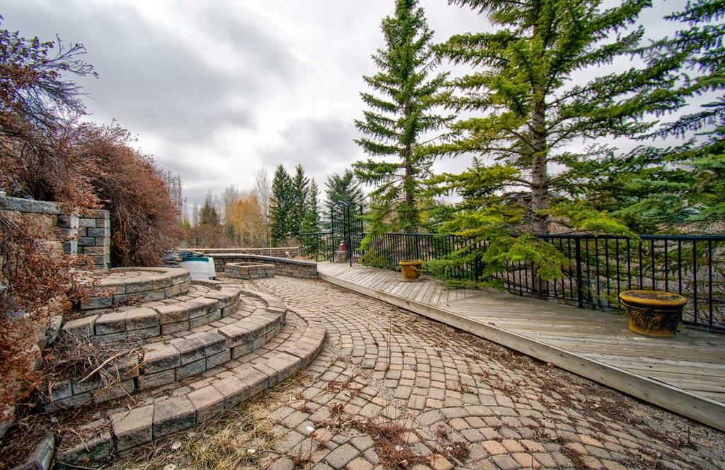3701 Springbank Drive SW, Calgary — photo 4 of 50