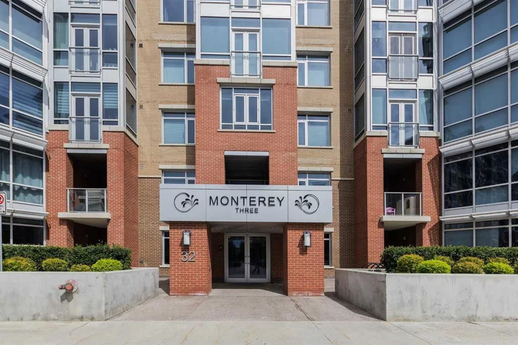 109, 32 Varsity Estates Circle NW, Calgary — photo 2 of 27