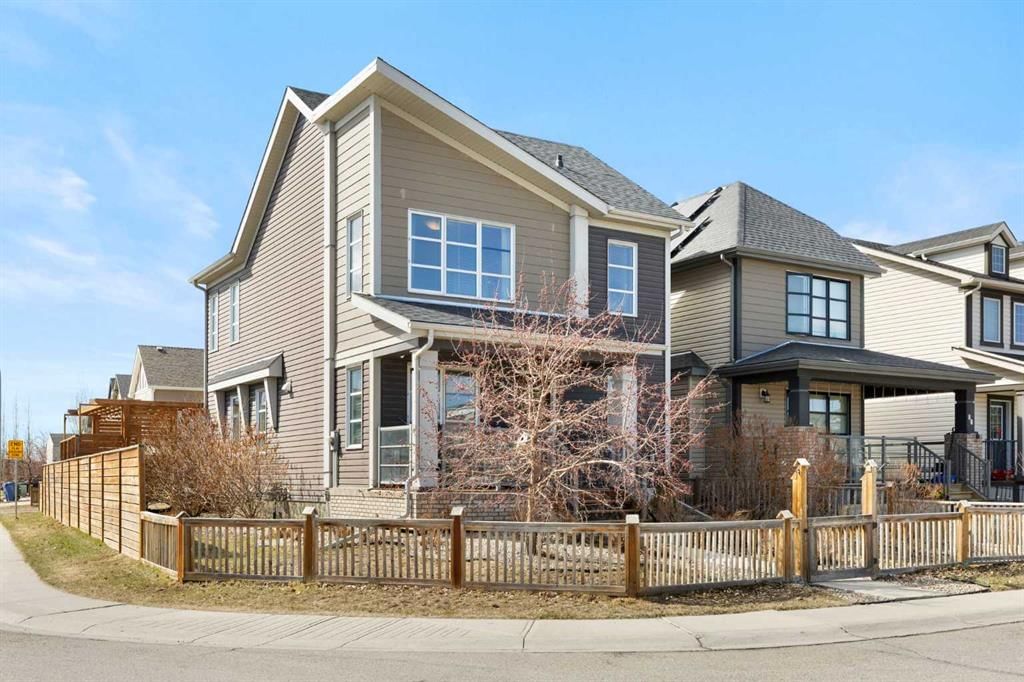 88 Copperpond Park SE, Calgary — photo 3 of 50